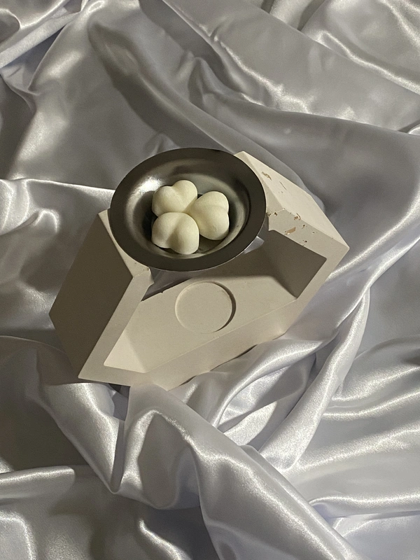 Аромалампа, чаша, чайная свеча