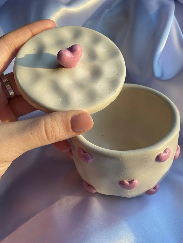 Шкатулка и тарелочка с сердечками